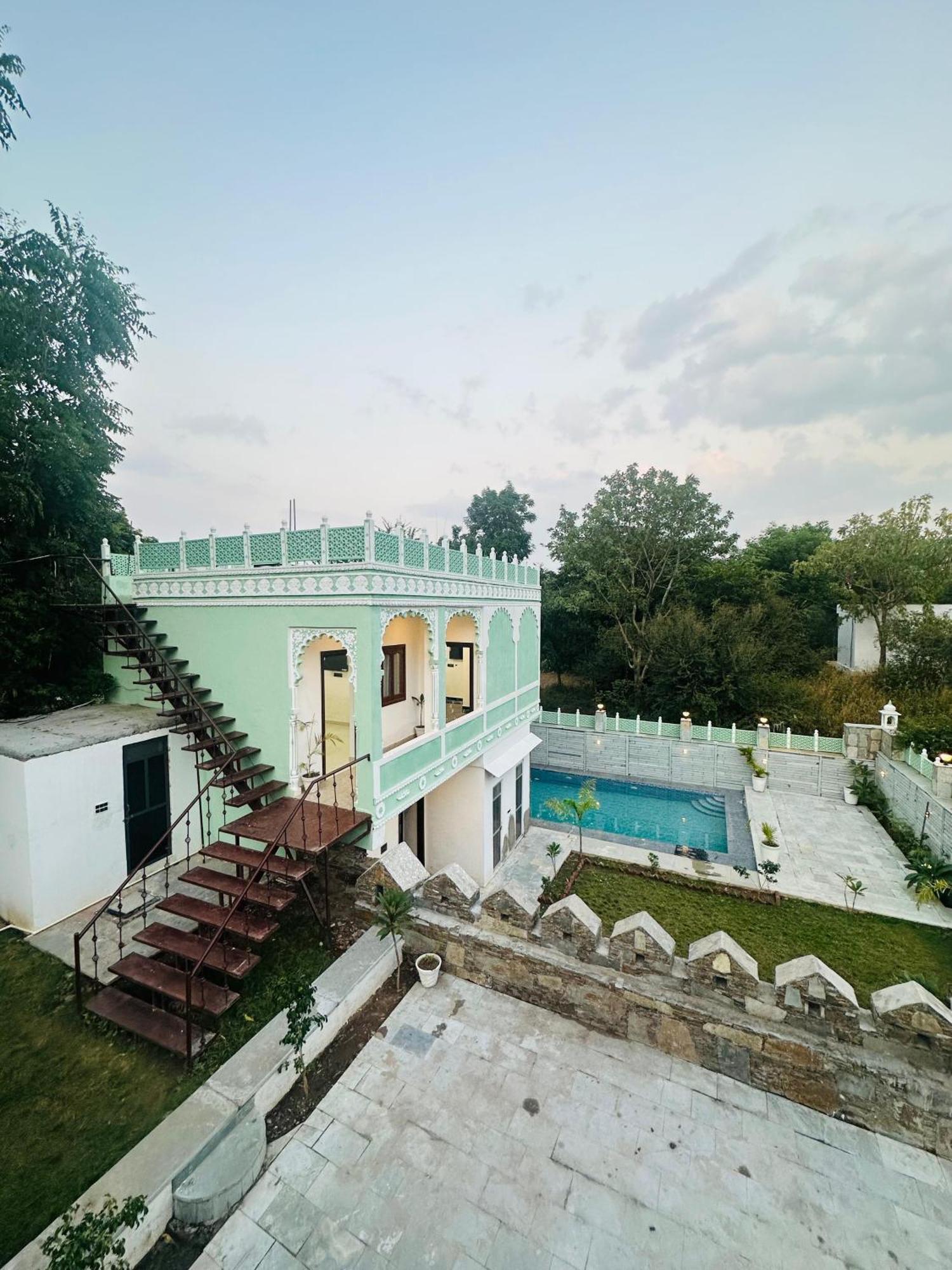 Rajasthan Haveli Villa อุเดเปอร์ ภายนอก รูปภาพ